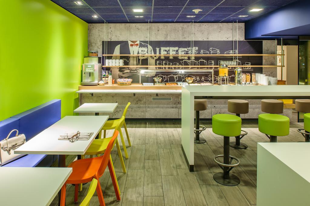 Ibis Budget Stuttgart City Nord Pokoj fotografie